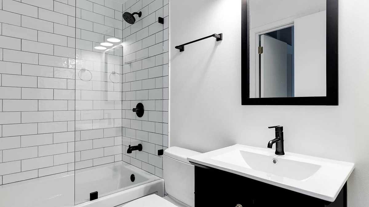 Small Bathroom Feel Luxurious
