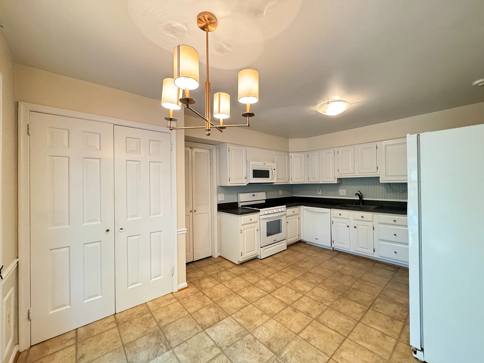 Before kitchen remodel