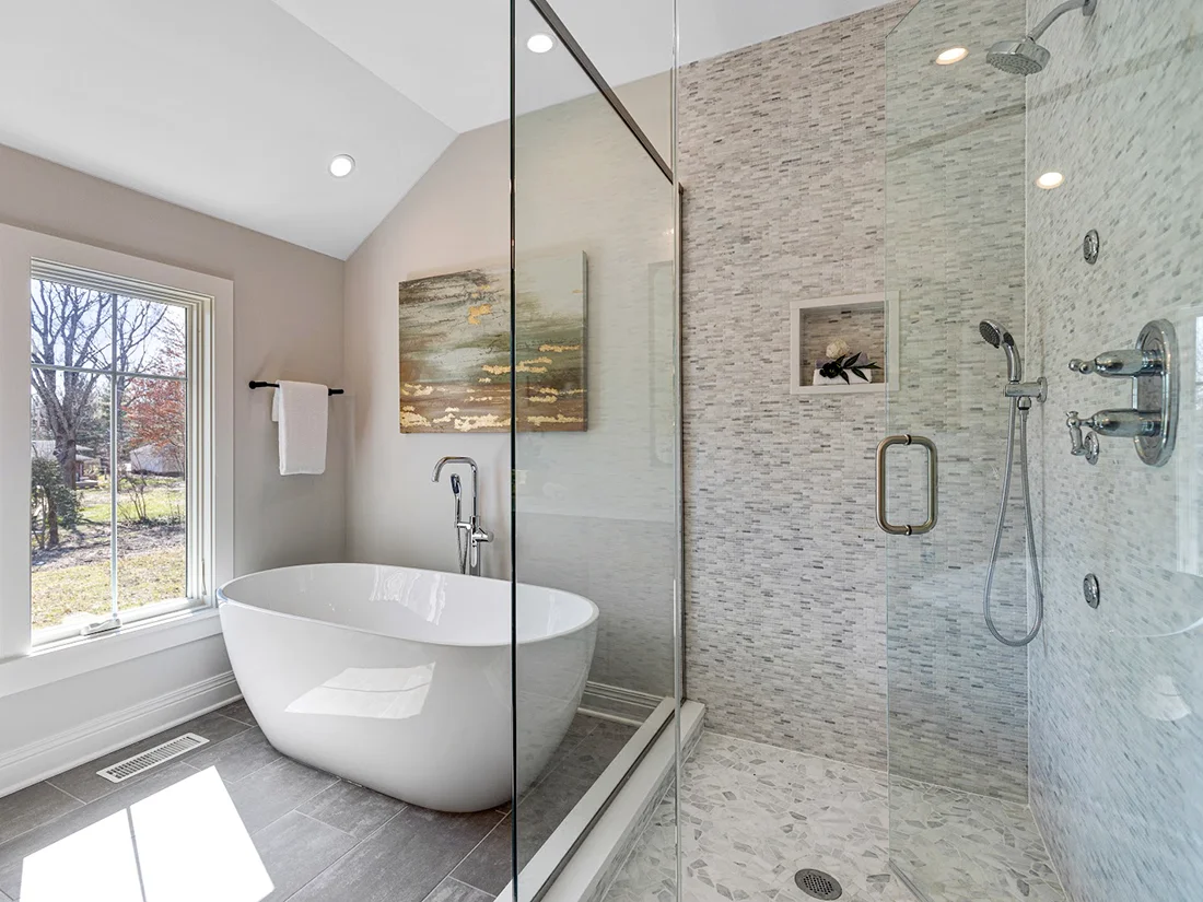 Showers & Tubs
